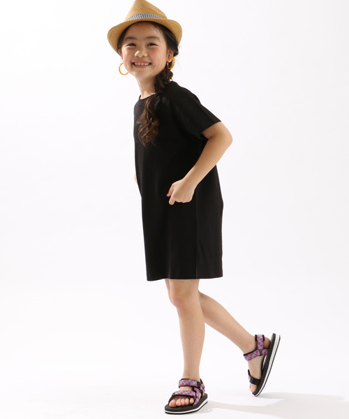 DISCOAT（ディスコート）の「【キッズ】USAコットン裾スリットワンピース（Tシャツ/カットソー・キッズ・オフホワイト/ライトベージュ/ブルー/バイオレット/ブラック・120/130/140）」の8枚目の写真