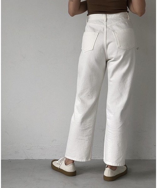 TODAYFUL(トゥデイフル)の「Addy'sデニム(デニムパンツ・レディース・ホワイト/ブルー・36inch/38inch)」の12枚目の写真