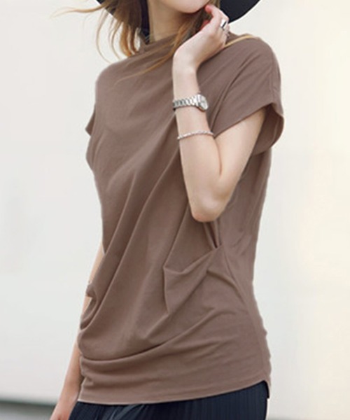 DAY CLOSET（デイ クローゼット）の「レディース シンプルハイネックカットソー（Tシャツ/カットソー・レディース・ベージュ/カーキブラウン/ワインレッド/ブラック/ホワイト/ライトベージュ/モカ・S/XL/M/L）」の5枚目の写真