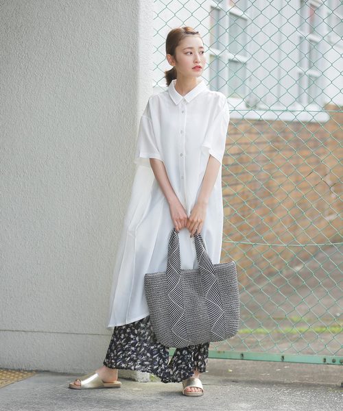 BASE（ベース）の「ラメテープハンドル 定番カゴバッグ A4収納可（かごバッグ・レディース・ブラック/ベージュ/ネイビー/ピンク/グレー/ダークベージュ/ブラウン/カーキ・FREE）」の9枚目の写真