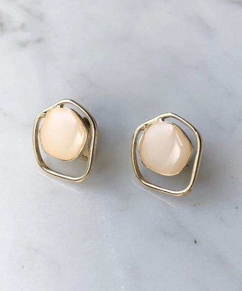 dictionary（ディクショナリー）の「【dictionary / ディクショナリー】 デザイン アンティーク イヤリング（イヤリング・レディース・ホワイト/ライトホワイト/ネイビー/ブラウン/イエロー/グリーン/ライトブラウン/クリアブラック/ワインレッド/クリアイエロー/ブルー系その他/クリアブルー・FREE）」の4枚目の写真