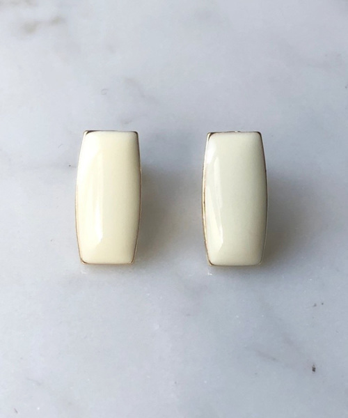 dictionary（ディクショナリー）の「【dictionary / ディクショナリー】 デザイン アンティーク イヤリング（イヤリング・レディース・ホワイト/ライトホワイト/ネイビー/ブラウン/イエロー/グリーン/ライトブラウン/クリアブラック/ワインレッド/クリアイエロー/ブルー系その他/クリアブルー・FREE）」の3枚目の写真