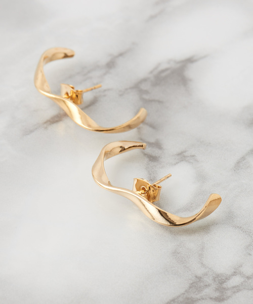 Discoat ディスコート の Cウェーブカーブイヤーカフ風ピアス ピアス 両耳用 Wear