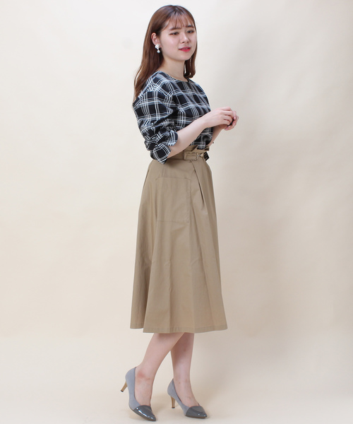 TRUDEA(トルディア)の「チェック柄 袖リボンブラウス(シャツ/ブラウス・レディース・ホワイト/ブラック/ピンク/ブラウン/ベージュ・MEDIUM/LARGE)」の16枚目の写真