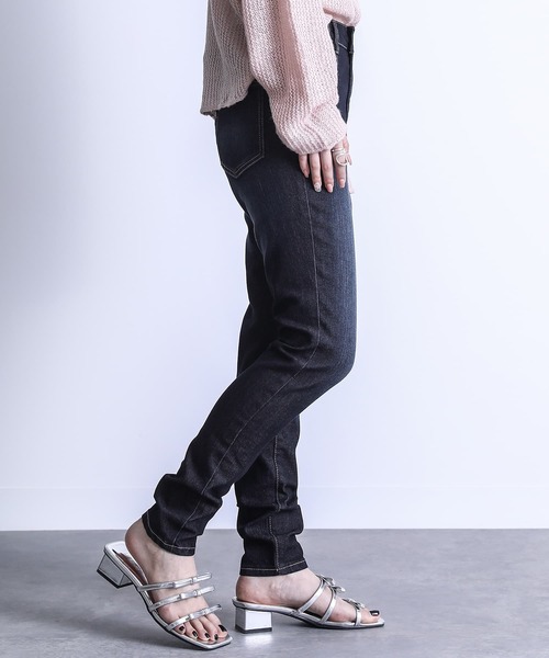 n'OrLABEL(ノアールレーベル)の「『ストレッチスキニーデニム』(デニムパンツ・レディース・サックスブルー/インディゴブルー/ブルー/ブラック/グレー・S/M/L/LL/3L)」の9枚目の写真