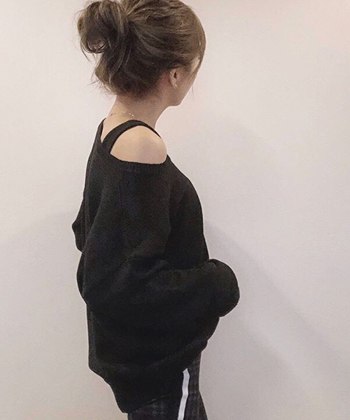 AZUL by moussy（アズールバイマウジー）の「2WAY KNIT SET TOPS/2WAYニットセットトップス（ニット/セーター・レディース・ベージュ/ダークグリーン/ブラック/オフホワイト・MEDIUM/SMALL）」の10枚目の写真