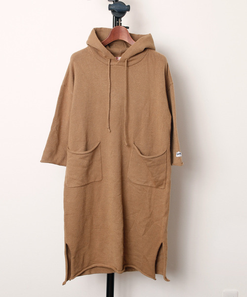 And A(アンドエー)の「Lee リー / KNIT HOODIE DRESS ニットパーカーワンピース / LT2758(ワンピース・レディース・ベージュ/グリーン/ワイン・SMALL/MEDIUM)」の6枚目の写真