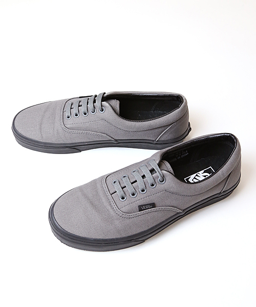 And A(アンドエー)の「VANS ERA (And A 国内 Exclusive)(スニーカー・メンズ・グレー・26.0cm/23.5cm/24.5cm/27.0cm/28.0cm)」の2枚目の写真