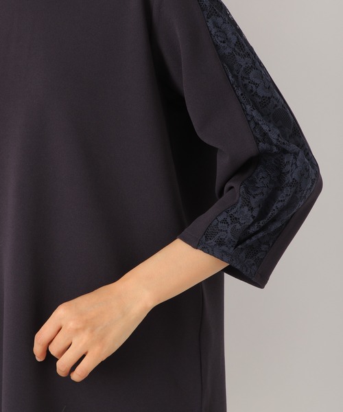 LEPSIM(レプシィム)の「レースキリカエチュニック 871871(Tシャツ/カットソー・レディース・ネイビー/グリーン/グレイッシュベージュ・MEDIUM/LARGE)」の5枚目の写真