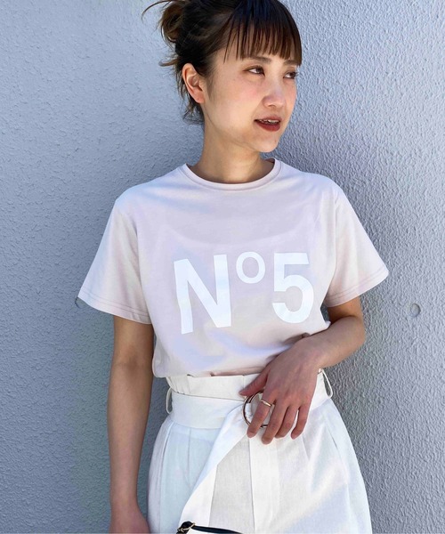 PICCIN（ピッチン）の「No.5プリントTシャツ（Tシャツ/カットソー・レディース・ホワイト/ライトグレー/ブラック/ピンクベージュ/オフホワイト・M）」の5枚目の写真