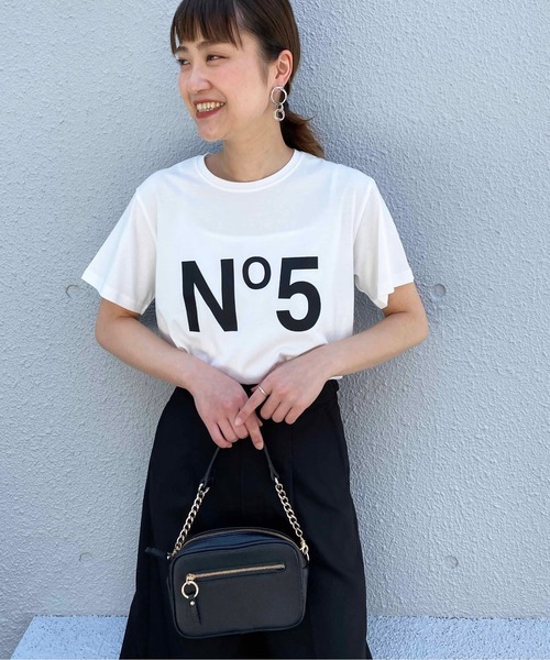 PICCIN（ピッチン）の「No.5プリントTシャツ（Tシャツ/カットソー・レディース・ホワイト/ライトグレー/ブラック/ピンクベージュ/オフホワイト・M）」の22枚目の写真