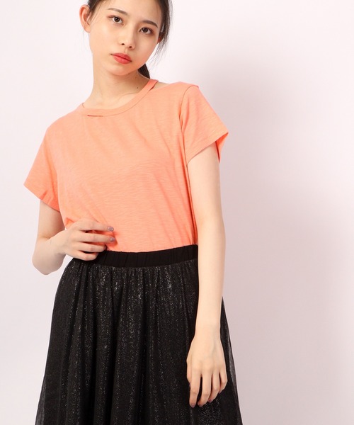DIMENSIONE danza(ディメンシオーネ ダンツァ)の「デザインカットソー(Tシャツ/カットソー・レディース・オレンジ/ブルー/ホワイト/イエロー・X-SMALL/SMALL/MEDIUM)」の1枚目の写真