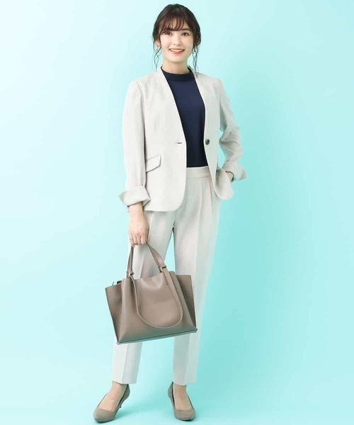 a.v.v（アーヴェヴェ）の「【洗える】Ｖネックジャケット（その他アウター・レディース・アイボリー/ライトグレー・34/36/38/40/42）」の11枚目の写真