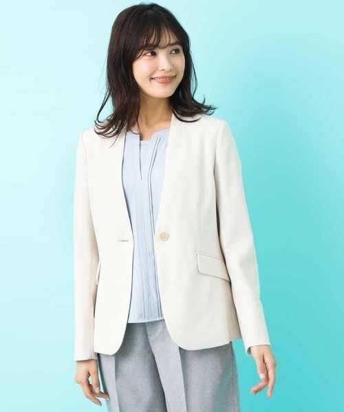 a.v.v（アーヴェヴェ）の「【洗える】Ｖネックジャケット（その他アウター・レディース・アイボリー/ライトグレー・34/36/38/40/42）」の16枚目の写真
