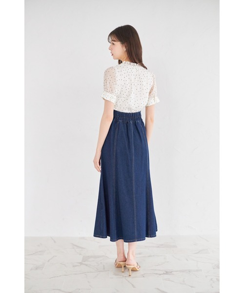 tocco closet（トッコ　クローゼット）の「プチフリルネックパール釦フロッキードットブラウス（シャツ/ブラウス・レディース・ブラック/アイボリー/ピンクベージュ/グレー系その他/ボルドー・M）」の20枚目の写真