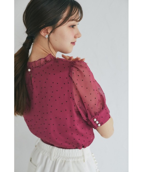 プチフリルネックパール釦フロッキードットブラウス（シャツ/ブラウス