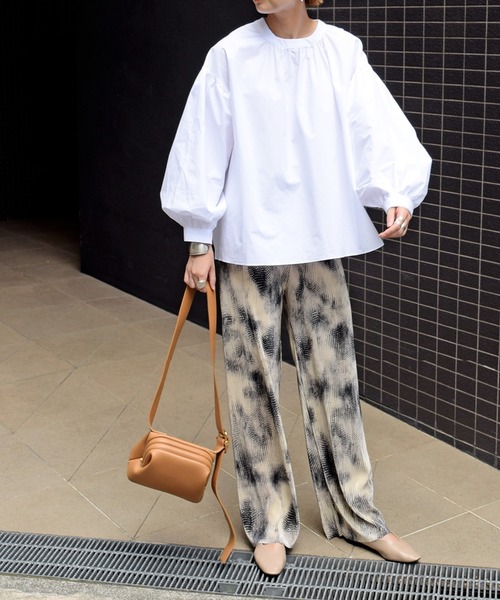 Marient（マリエント）の「タイダイプリーツラフパンツ/PT（その他パンツ・レディース・ブラック/ブラウン・FREE）」の5枚目の写真