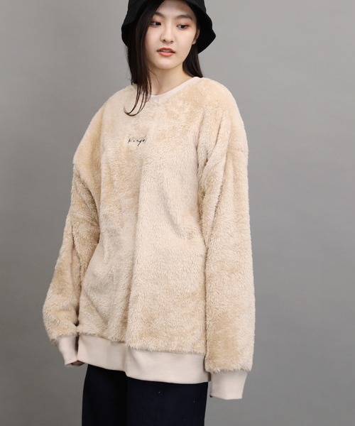 KANGOL（カンゴール）の「KANGOL / カンゴール 別注 コラボ オーバーサイズ ボア フリース クルーネック トレーナー（スウェット・メンズ・ベージュ/ブラウン/モカ/グレイッシュベージュ/オフホワイト/ブラック系その他/ホワイト系その他/ベージュ系その他/グレー系その他/ブラウン系その他/ブラック/グレー系その他2/グレー系その他3・SMALL/MEDIUM/LARGE/X-LARGE）」の12枚目の写真