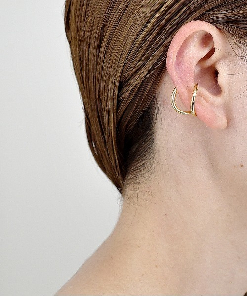 AROM.（アロム）の「【AROM. / アロム】シルバー925 / DISTORCERE Ear Cuff / イヤーカフ（イヤーカフ・レディース・シルバー/ゴールド・FREE）」の5枚目の写真