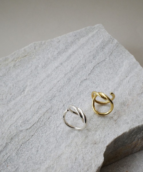 AROM.（アロム）の「【AROM. / アロム】シルバー925 / DISTORCERE Ear Cuff / イヤーカフ（イヤーカフ・レディース・シルバー/ゴールド・FREE）」の15枚目の写真