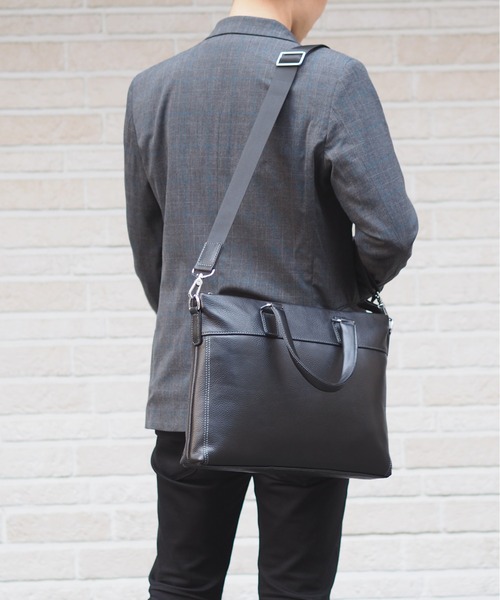 GUSCIO UOMO（グッシオ ウォーモ）の「【グッシオ ウォーモ】　レザーブリーフバッグ（ビジネスバッグ・メンズ・ブラック・FREE）」の7枚目の写真