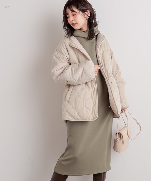 natural couture(ナチュラルクチュール)の「サイドジップダンボールニットパーカーワンピース(ワンピース・レディース・ブラック/ベージュ/カーキ/ブルー/グレイッシュベージュ・FREE)」の17枚目の写真