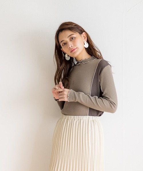 White Collection（ホワイトコレクション）の「【2021SS新作】T/Cワイドリブ配色メローカットソー（Tシャツ/カットソー・レディース・チャコールグレー/ライトブルー/イエロー/グリーン/アイボリー/グレイッシュベージュ・M）」の18枚目の写真