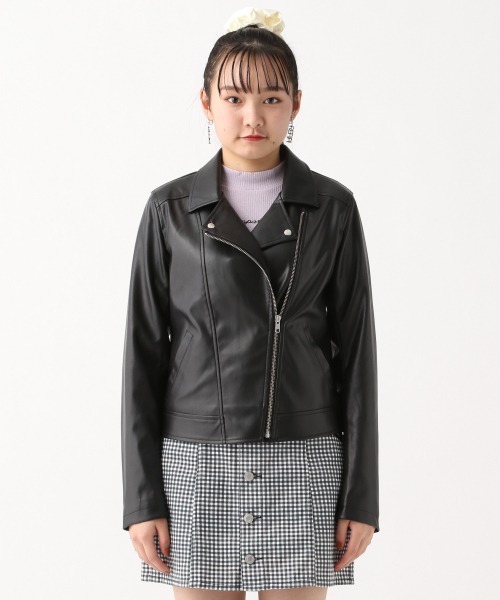 repipi armario（レピピ アルマリオ）の「フェイクレザーライダースジャケット（ライダースジャケット・キッズ・ブラック・SMALL/MEDIUM/LARGE）」の5枚目の写真