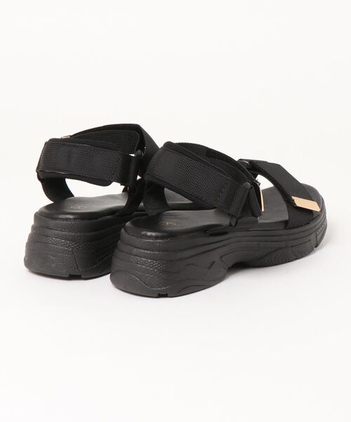Noubel Voug Relax（ヌーベルヴォーグリラックス）の「ダブルベルト厚底スポーツサンダルｍ206（サンダル・レディース・ブラック×ブラック・S/M/L/LL）」の2枚目の写真