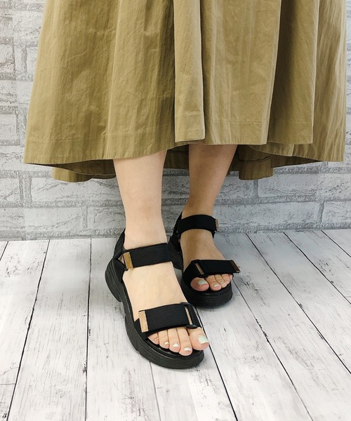 Noubel Voug Relax（ヌーベルヴォーグリラックス）の「ダブルベルト厚底スポーツサンダルｍ206（サンダル・レディース・ブラック×ブラック・S/M/L/LL）」の13枚目の写真