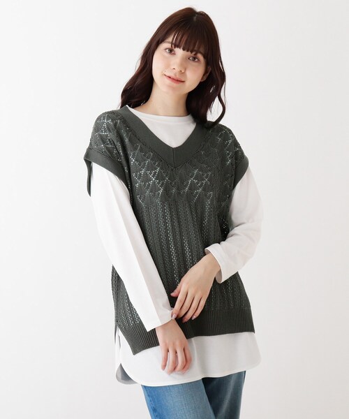 SHOO・LA・RUE（シューラルー）の「◆【S-3L/2点セット】麻タッチ透かし切替ベスト＋インナー（ベスト・レディース・チャコールグレー/オフホワイト/ライトオレンジ系・01/02/03/04/05）」の3枚目の写真