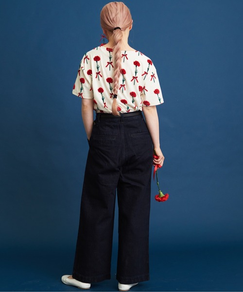 eiπe （イーペ）の「eiπe カーネーションジャカード　半袖プルオーバー（Tシャツ/カットソー・レディース・レッド/ブルー・FREE）」の15枚目の写真