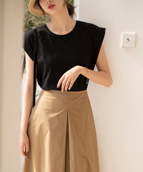 SAISON DE PAPILLON（セゾンドパピヨン）の「【綿100％】バックスリットキャップスリーブカットソー（Tシャツ/カットソー・レディース・ブラック/ホワイト/ブルー/ベージュ・L/M/S）」の7枚目の写真