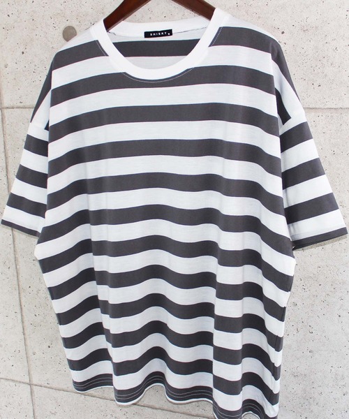 SHISKY(シスキー)の「ビッグシルエット5分袖ボーダーTシャツ(Tシャツ/カットソー・メンズ・チャコール/ネイビー/カーキ/杢グレー/モカ/ブラウン・XL/L/M)」の8枚目の写真