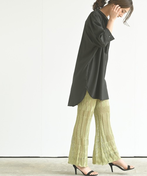 rps(アールピーエス)の「透かし編みニットフレアーパンツ(その他パンツ・レディース・グリーン/グレイッシュベージュ/ブラック・M)」の15枚目の写真