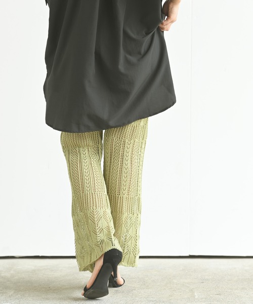 rps(アールピーエス)の「透かし編みニットフレアーパンツ(その他パンツ・レディース・グリーン/グレイッシュベージュ/ブラック・M)」の20枚目の写真