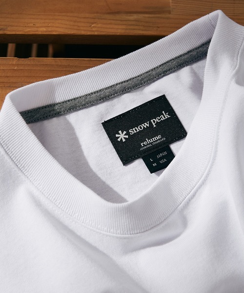 Snow Peak（スノーピーク）の「【Snow Peak×relume / スノーピーク】Classic Small Logo Tシャツ（Tシャツ/カットソー・メンズ・ホワイト/ブラック/ブラウン・L/S/M）」の17枚目の写真