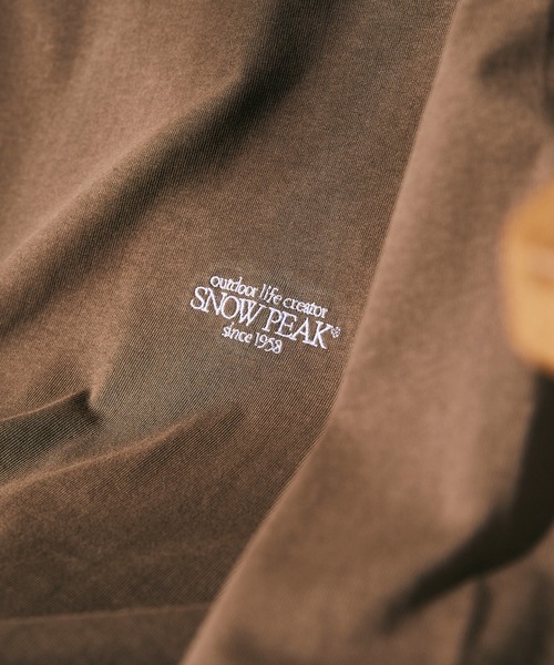 Snow Peak（スノーピーク）の「【Snow Peak×relume / スノーピーク】Classic Small Logo Tシャツ（Tシャツ/カットソー・メンズ・ホワイト/ブラック/ブラウン・L/S/M）」の9枚目の写真