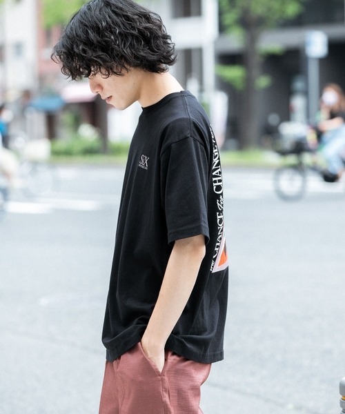 ITEMS URBANRESEARCH（アイテムズ アーバンリサーチ）の「Abstract Art バックプリントTシャツ（Tシャツ/カットソー・メンズ・その他2/その他1/その他3・LARGE/MEDIUM）」の16枚目の写真