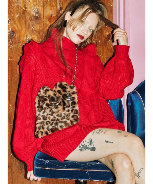 jouetie(ジュエティ)の「ボールチェーンファーBAG(ショルダーバッグ・レディース・オフホワイト/ブラック/ベージュ・FREE)」の13枚目の写真