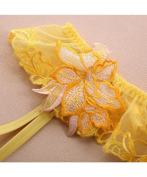 透ける肌の抜け感を楽しむ、特別なランジェリー】TIAM＃01/ティアム