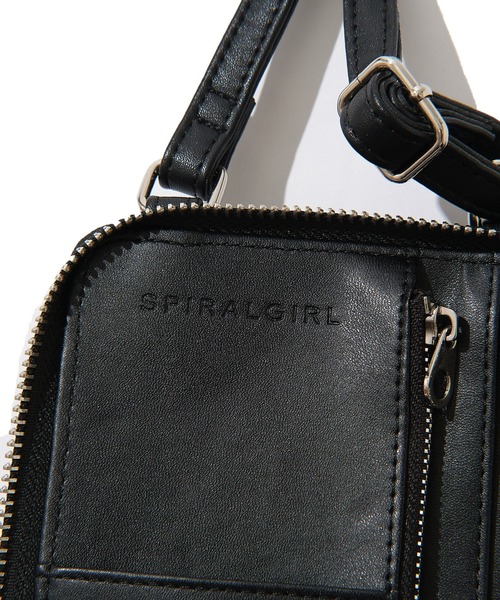 SPIRALGIRL（スパイラルガール）の「マルチミニショルダーバッグ（ショルダーバッグ・レディース・ブラック/ベージュ・FREE）」の10枚目の写真