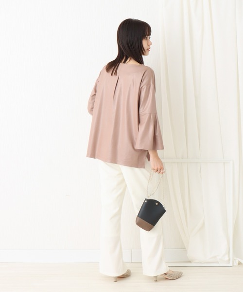 libelle more（リベル モア）の「フェイクレザーライクカットソー（Tシャツ/カットソー・レディース・ブラック/ベージュ/ブラウン/カーキ・M/L）」の22枚目の写真