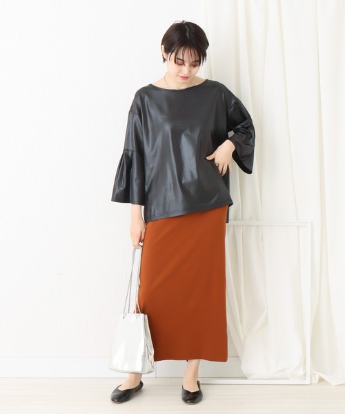 libelle more（リベル モア）の「フェイクレザーライクカットソー（Tシャツ/カットソー・レディース・ブラック/ベージュ/ブラウン/カーキ・M/L）」の9枚目の写真