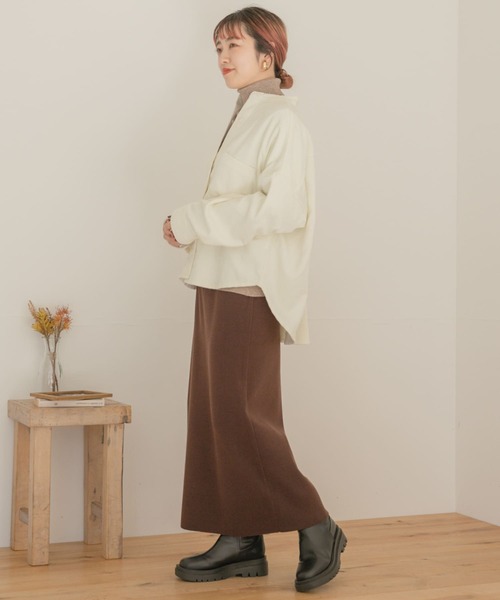 ITEMS URBANRESEARCH（アイテムズ アーバンリサーチ）の「コーデュロイビッグシャツ（シャツ/ブラウス・レディース・ライトカーキ/チャコールグレー/ブラウン/アイボリー/ベージュ・FREE）」の13枚目の写真