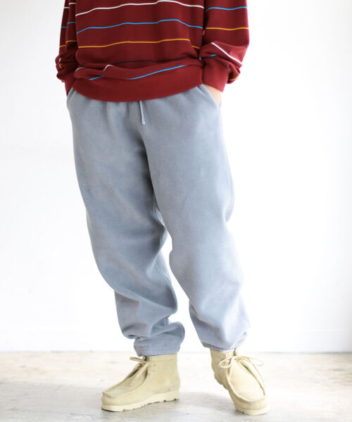 BEAMS(ビームス)の「BEAMS / バギーテーパード フリースパンツ(その他パンツ・メンズ・ブラック/グレー/グリーン・SMALL/MEDIUM/LARGE/X-LARGE)」の3枚目の写真