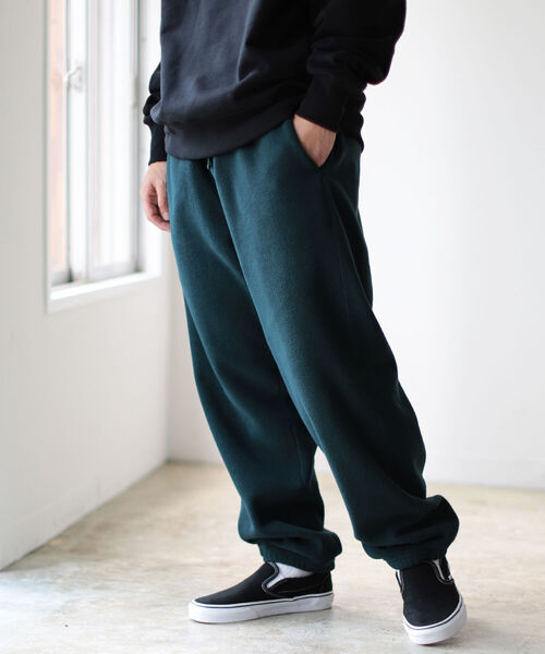BEAMS(ビームス)の「BEAMS / バギーテーパード フリースパンツ(その他パンツ・メンズ・ブラック/グレー/グリーン・SMALL/MEDIUM/LARGE/X-LARGE)」の17枚目の写真