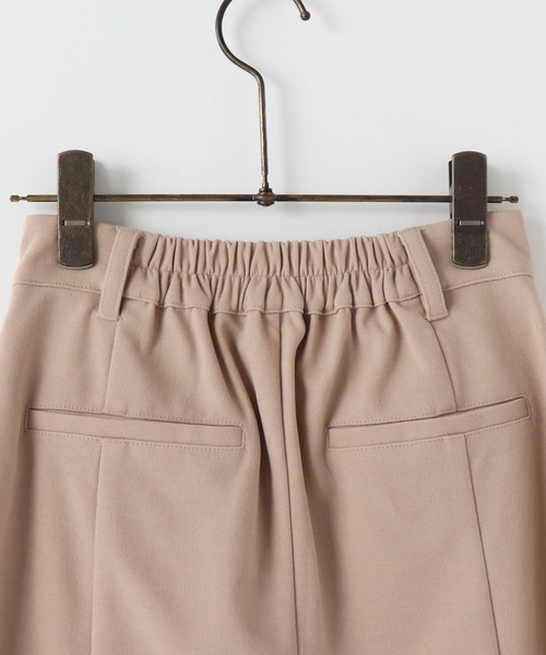 frames RAY CASSIN（フレームスレイカズン）の「【WEB限定】センタープレスブーツカットパンツ（スラックス・レディース・ベージュ/パープル/レッド/グリーン・FREE）」の18枚目の写真