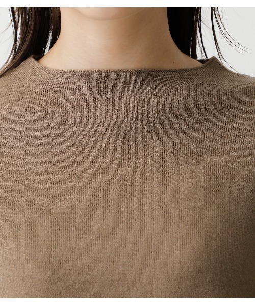 AZUL by moussy（アズールバイマウジー）の「BOTTLE NECK BLOUSING OP/ボトルネックブラウジングワンピ（ワンピース・レディース・ブラック/ダークグリーン/ライトブラウン・SMALL/MEDIUM）」の16枚目の写真