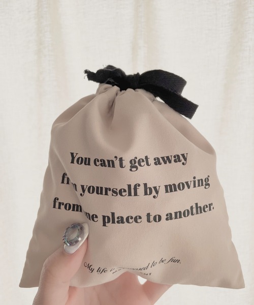 Me%(ミィパーセント)の「MePERCENT巾着ポーチ 229638(ポーチ・レディース・ホワイト/ベージュ/ネイビー/グレー/アイボリー/ライトピンク/ダークブラウン/ブラウン/ピンク/ホワイト系その他2/ホワイト系その他/ブラウン系その他/ベージュ系その他/グリーン系その他/ブルー/ブルー系その他/その他/ベージュ系その他2/ピンク系その他/スモークピンク/ベージュ系その他3/ブルー系その他2/パープル/グリーン/レッド/ブラック系その他/チャコールグレー/ベージュ系その他4/ブルー系その他3/オレンジ/イエロー/ブルー系その他4/ホワイト系その他3/その他1/ベージュ系その他5/グレー系その他/ブラック/イエロー系その他/その他19/クリーム/ベージュ系その他6/ブラック系その他2/ブラウン系その他2/ブラック系その他3・FREE)」の2枚目の写真